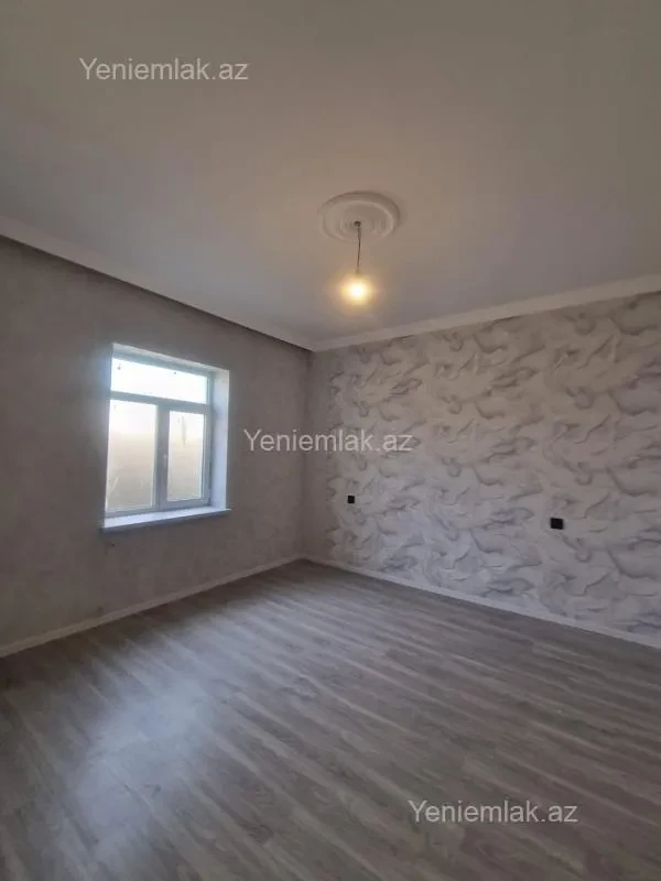Satılır 4 otaqlı həyət evi 121 m²