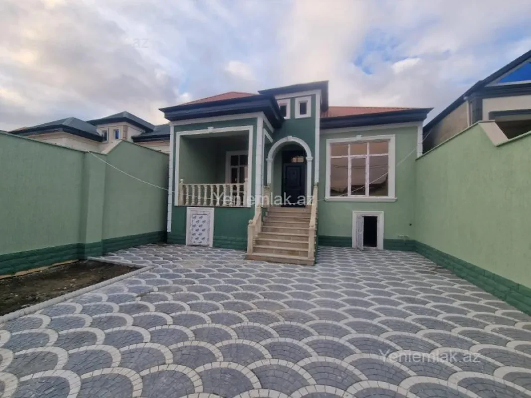 Satılır 4 otaqlı həyət evi 124 m²