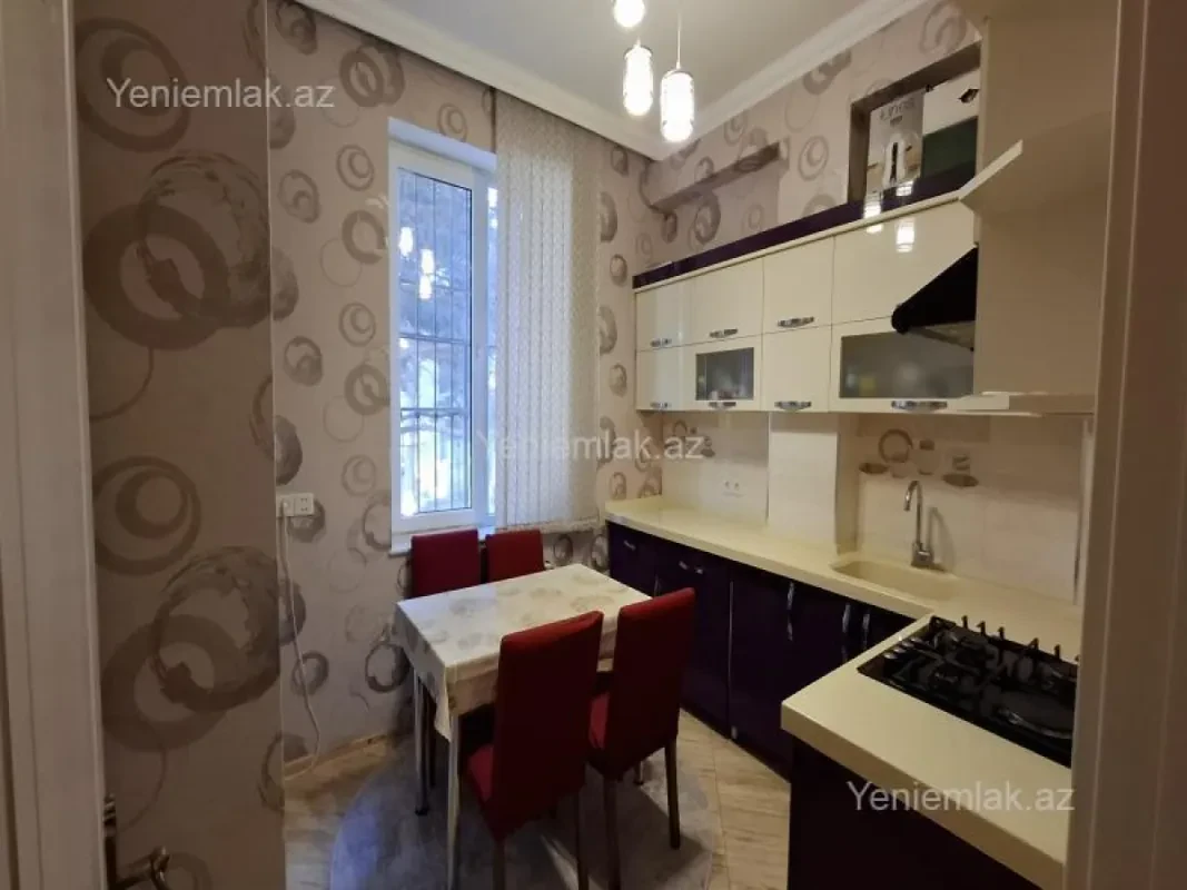 Satılır 2 otaqlı yeni tikili 80 m²