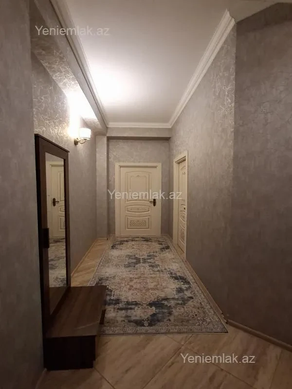 Satılır 2 otaqlı yeni tikili 80 m²