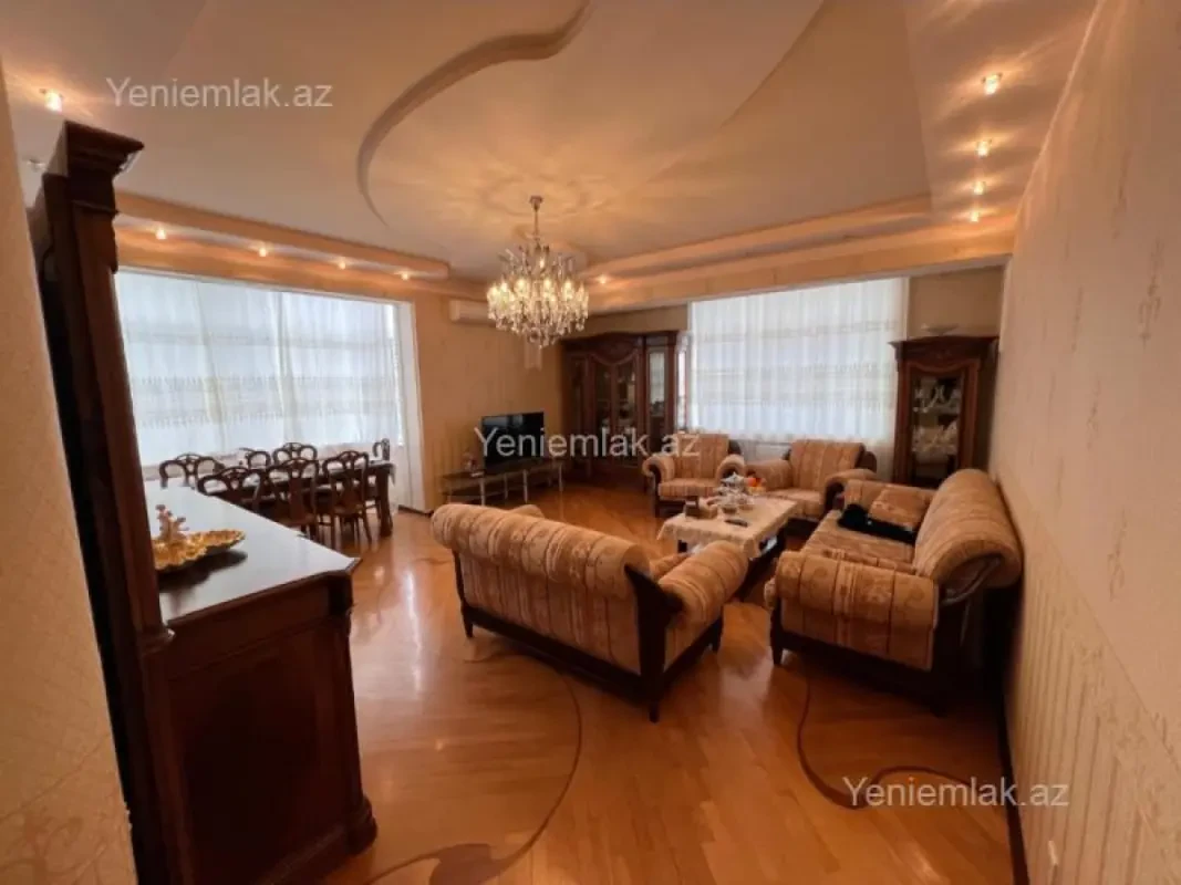 Satılır 4 otaqlı yeni tikili 192 m²