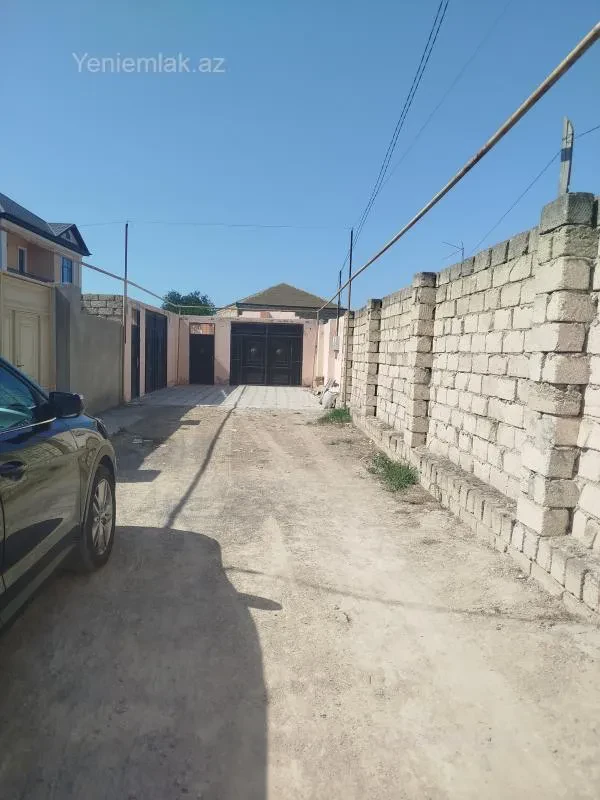 Satılır 7 otaqlı həyət evi 237 m²