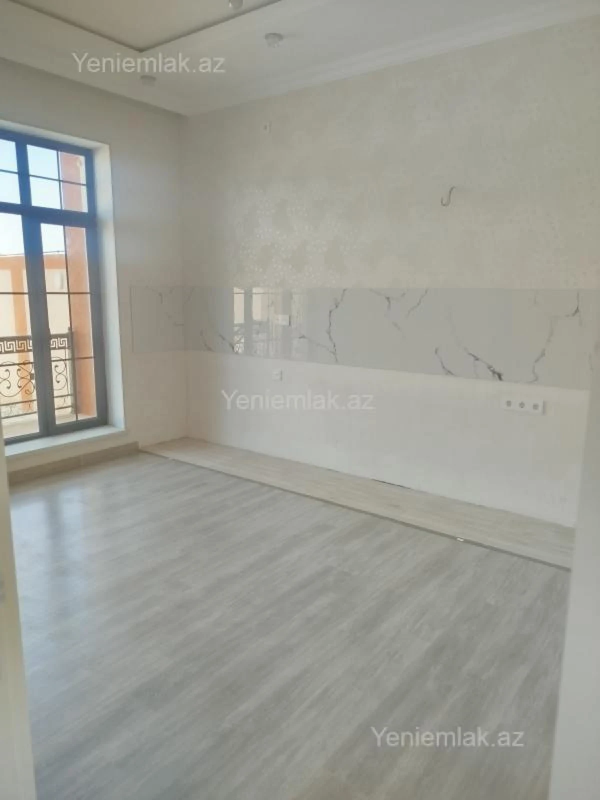 Satılır 7 otaqlı həyət evi 237 m²
