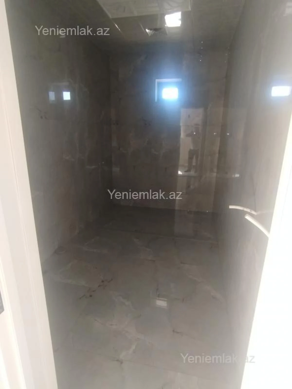 Satılır 7 otaqlı həyət evi 237 m²