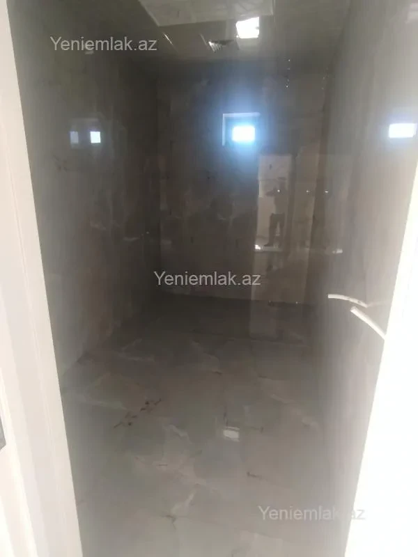 Satılır 7 otaqlı həyət evi 237 m²