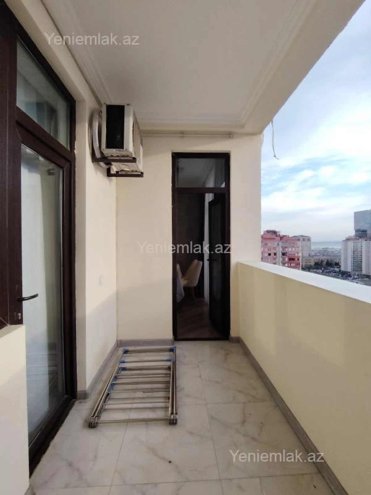 Satılır 2 otaqlı yeni tikili 66.2 m²