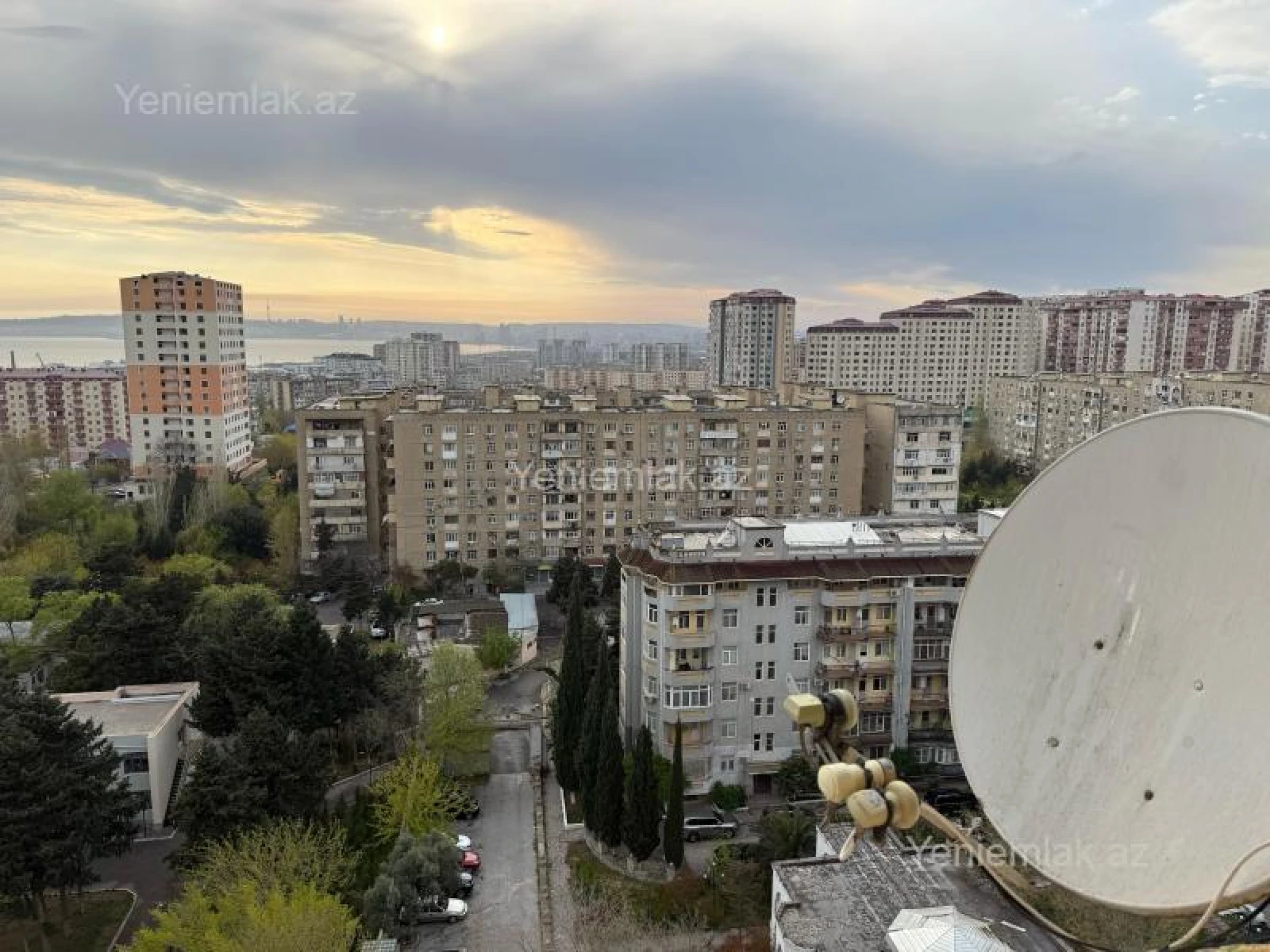 Satılır 2 otaqlı yeni tikili 91 m²