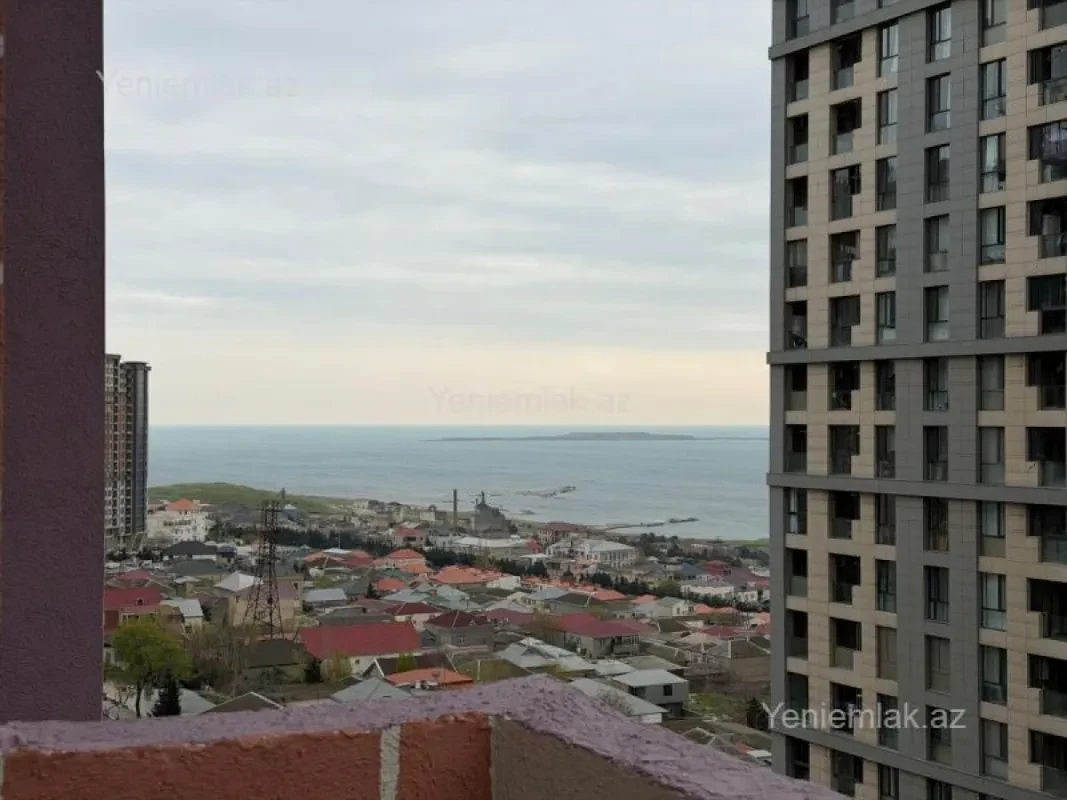 Satılır 3 otaqlı yeni tikili 130 m²