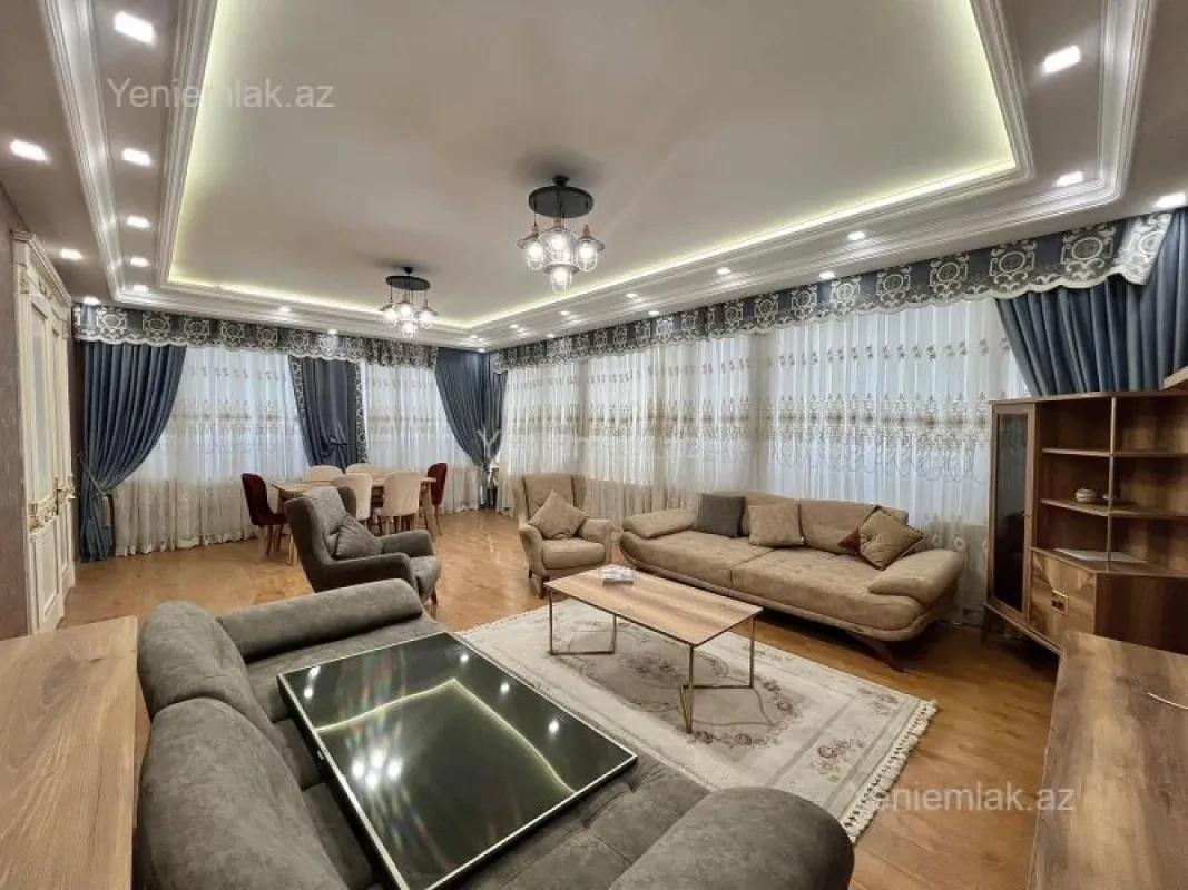 Satılır 5 otaqlı yeni tikili 535 m²