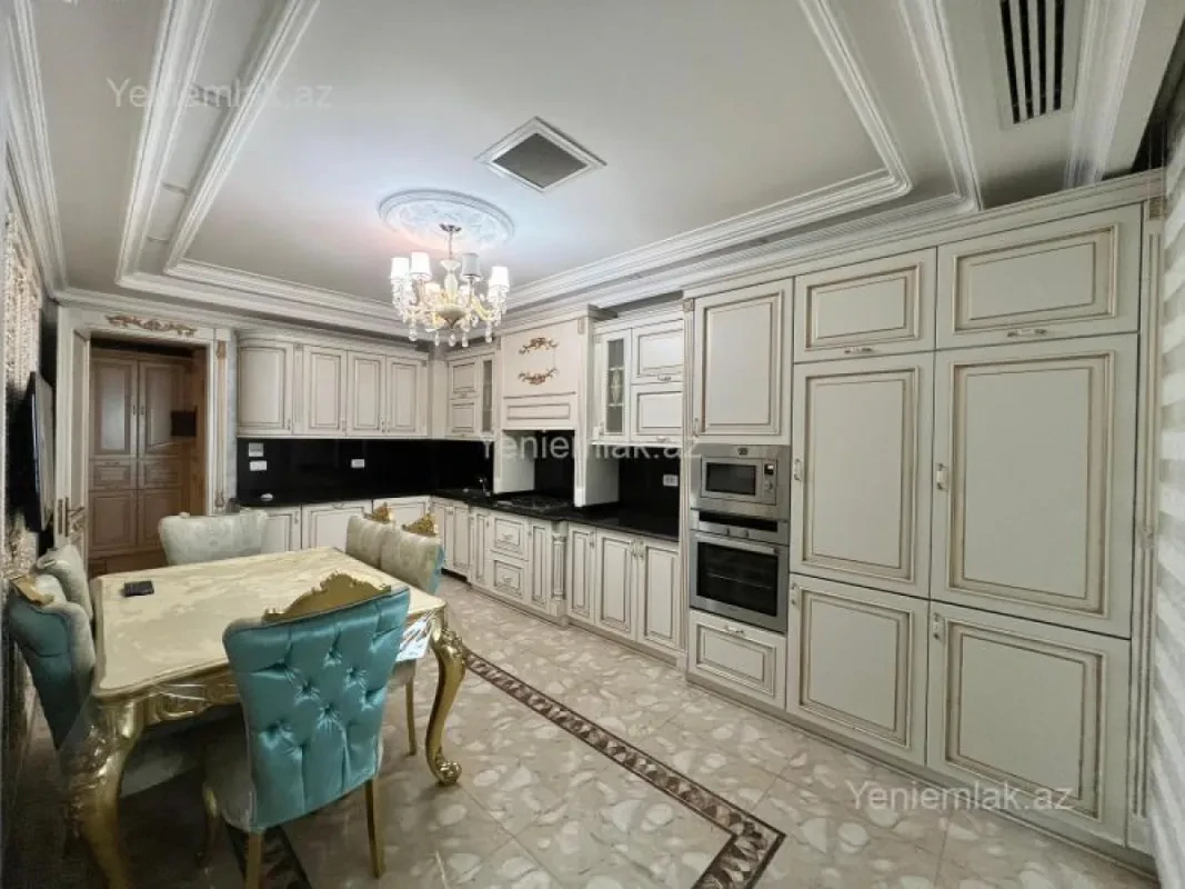 Satılır 5 otaqlı yeni tikili 535 m²