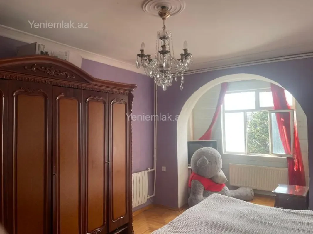 Satılır 3 otaqlı köhnə tikili 74 m²