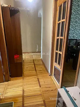 Satılır 3 otaqlı köhnə tikili 74 m²