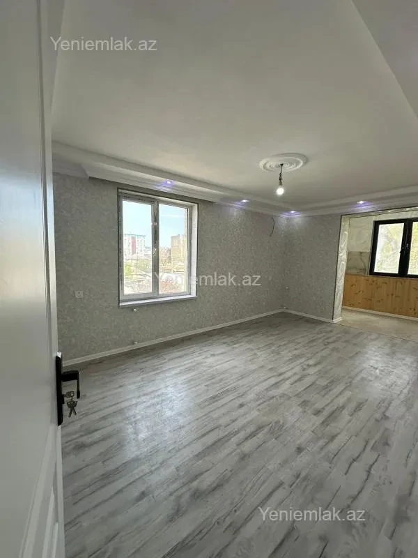 Satılır 2 otaqlı köhnə tikili 50 m²
