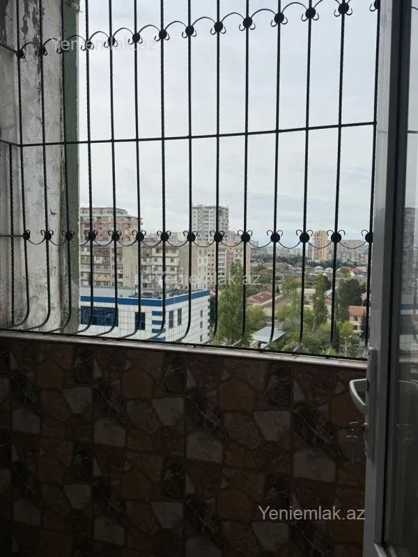 Satılır 2 otaqlı köhnə tikili 65 m²