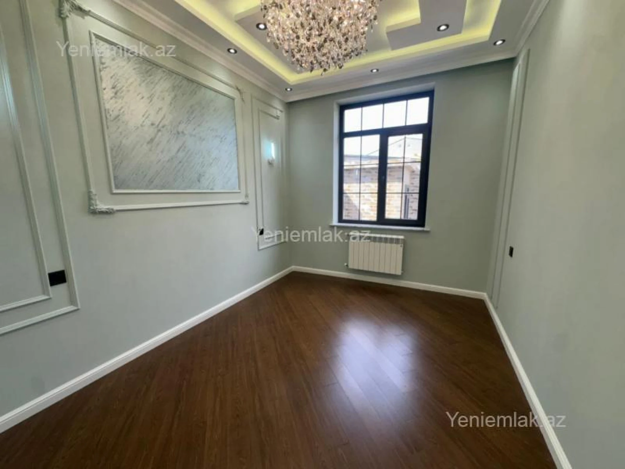 Satılır 5 otaqlı həyət evi 200 m²