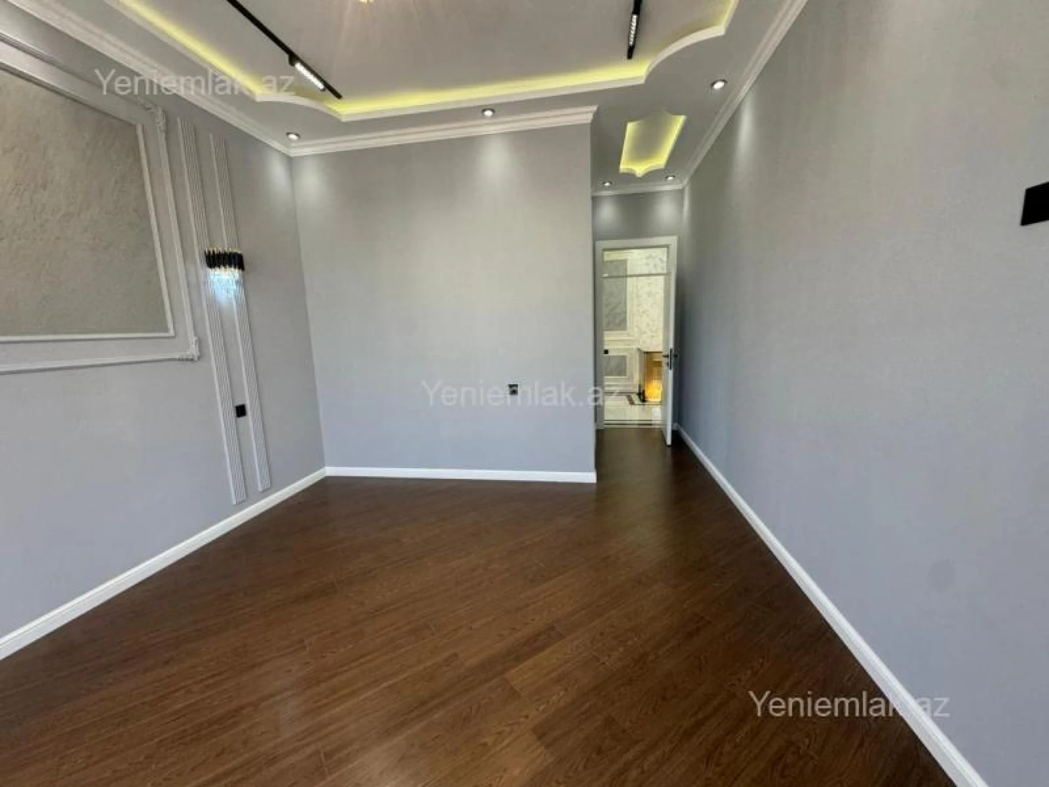 Satılır 5 otaqlı həyət evi 200 m²