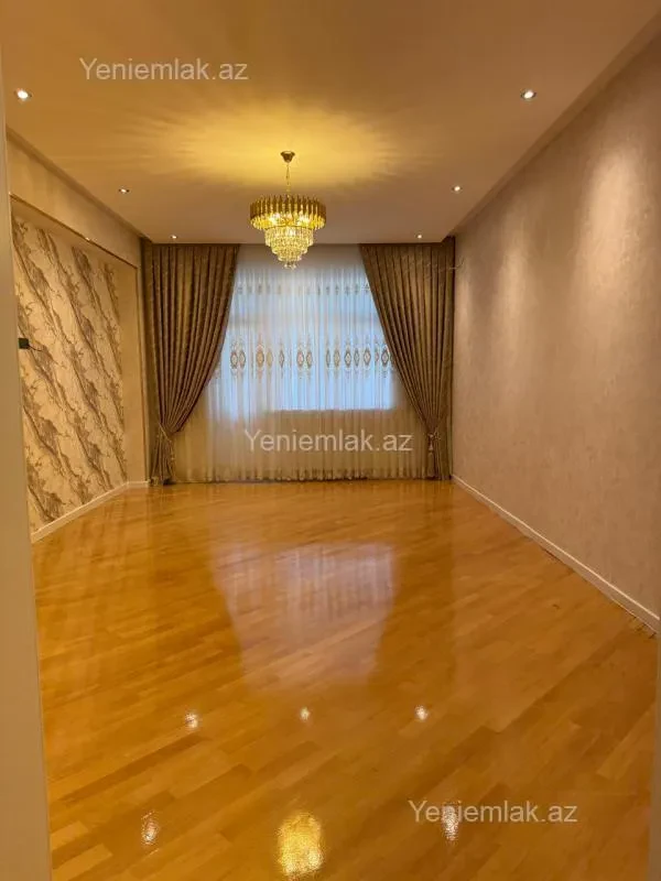 Satılır 3 otaqlı yeni tikili 135 m²