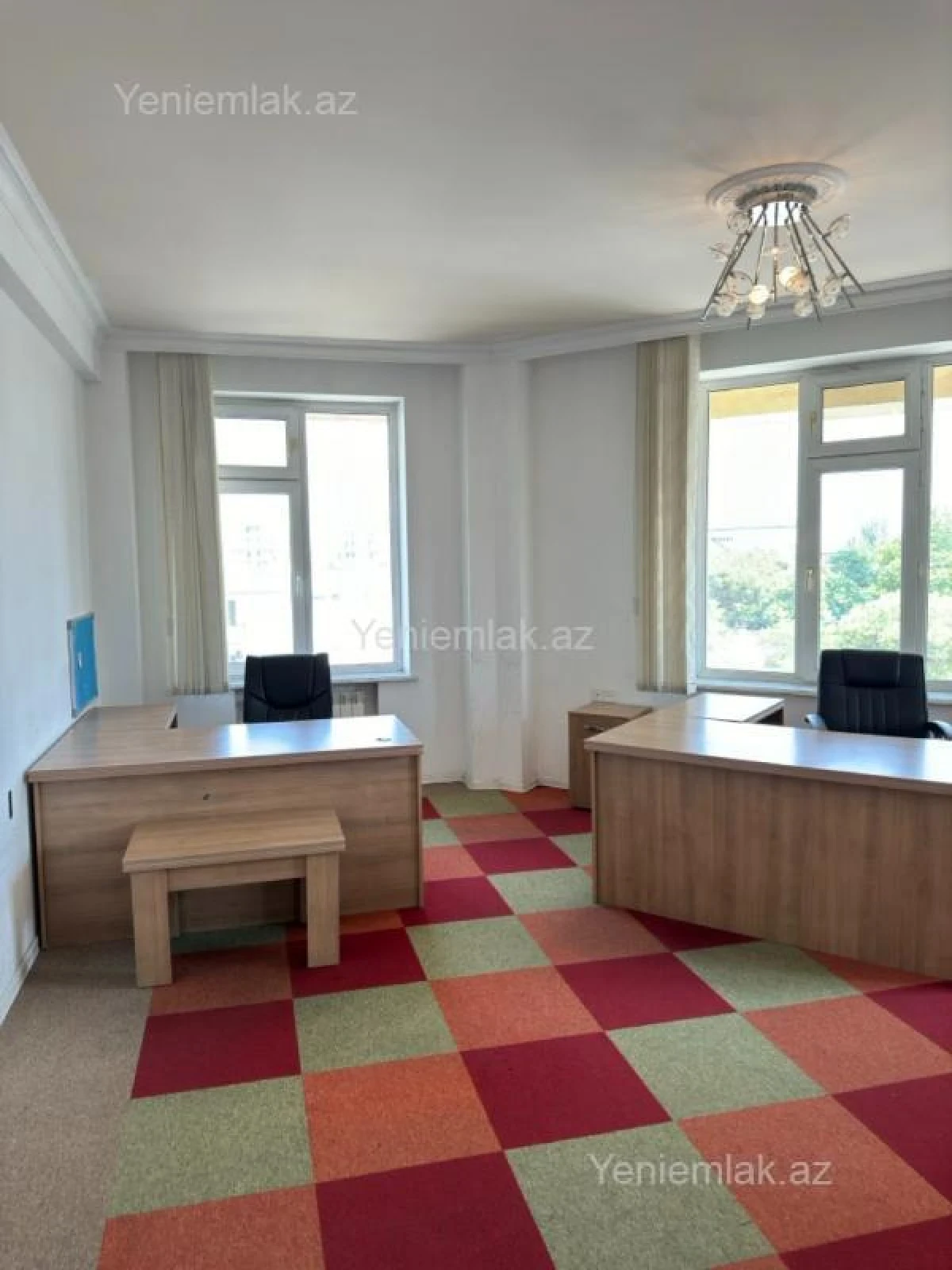 Satılır 4 otaqlı yeni tikili 180 m²