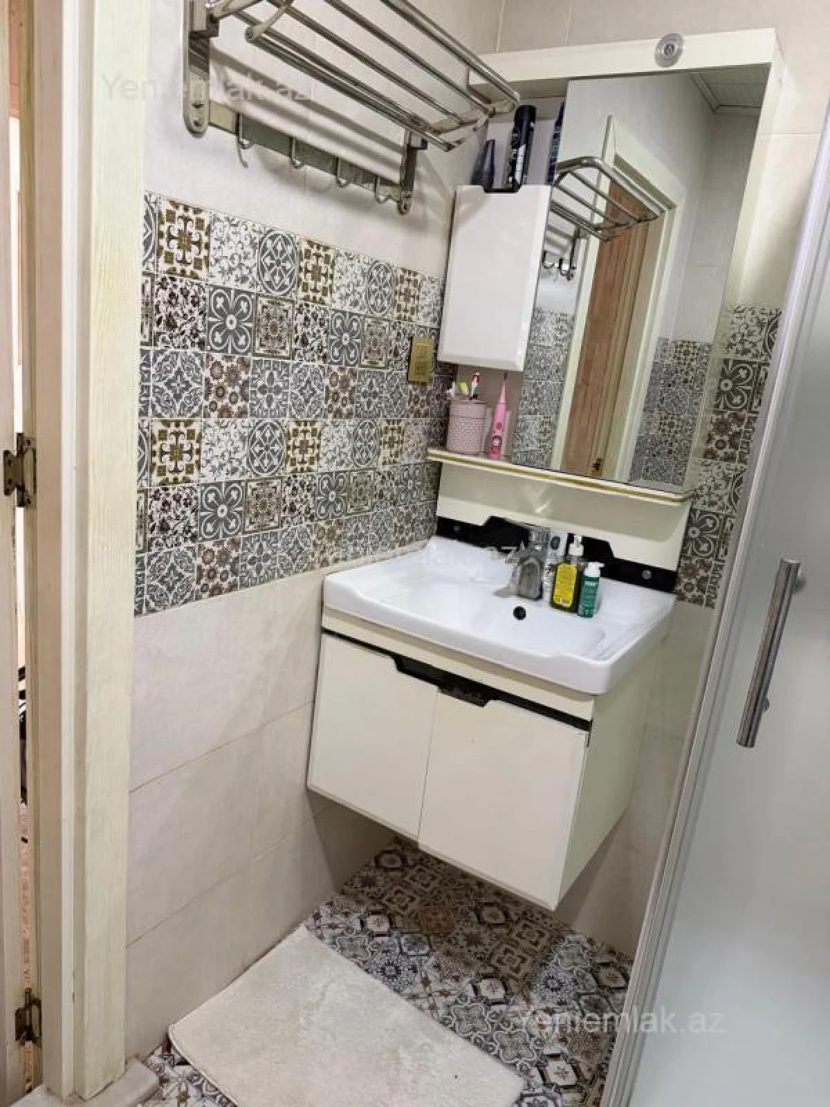 Satılır 4 otaqlı yeni tikili 115 m²