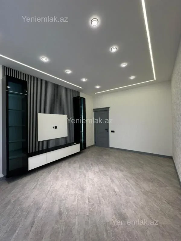 Satılır 2 otaqlı yeni tikili 65 m²