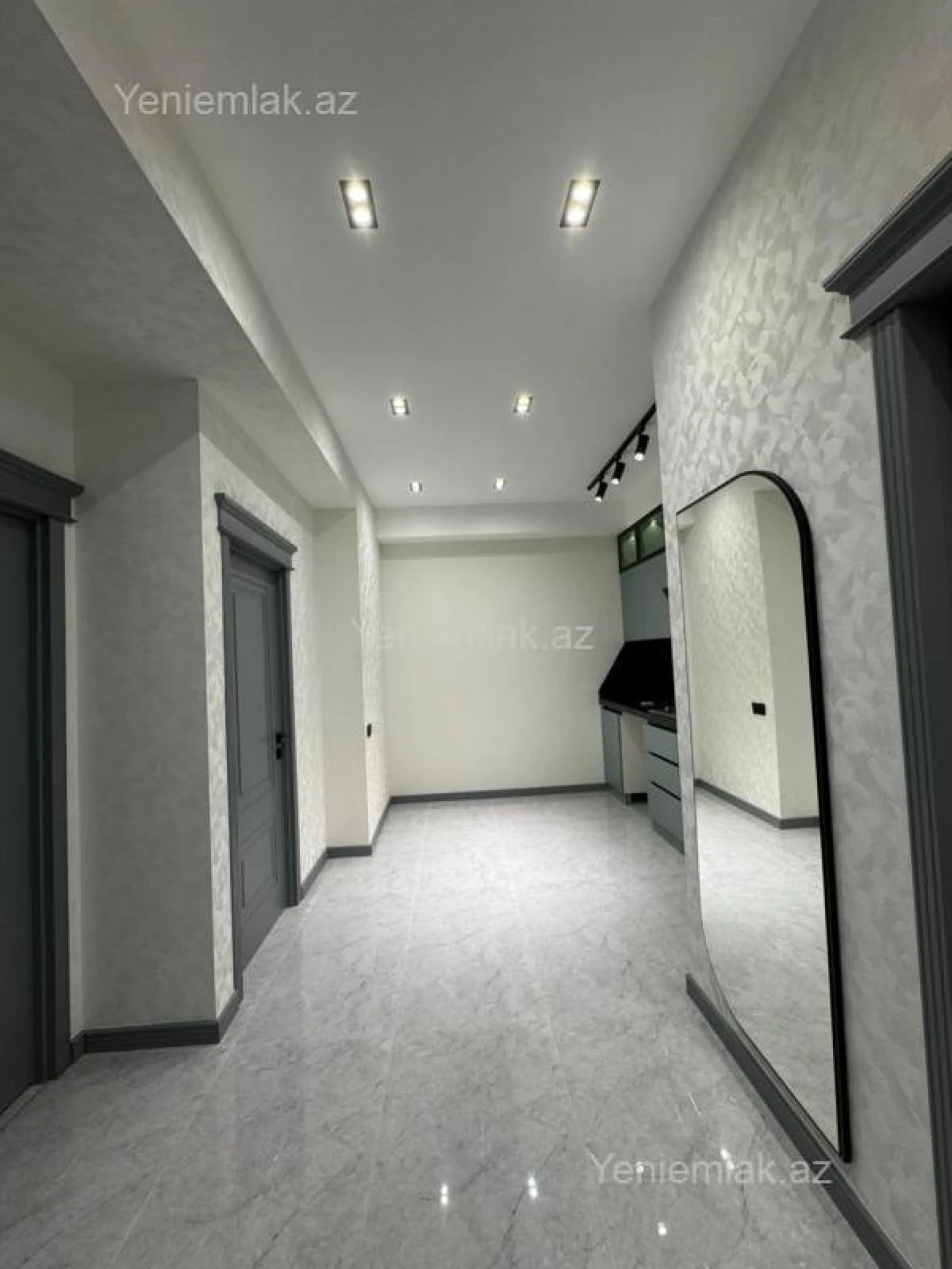 Satılır 2 otaqlı yeni tikili 65 m²