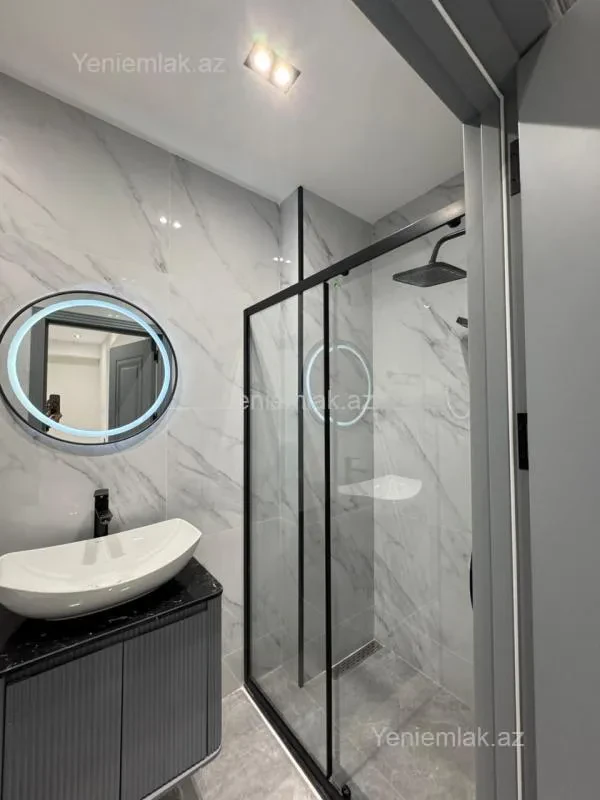 Satılır 2 otaqlı yeni tikili 65 m²
