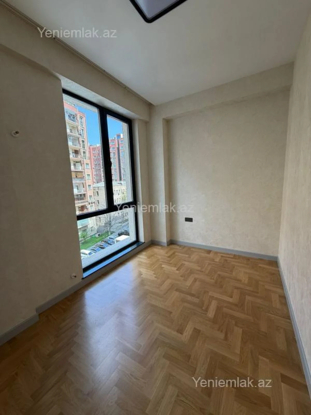 Satılır 4 otaqlı yeni tikili 117 m²