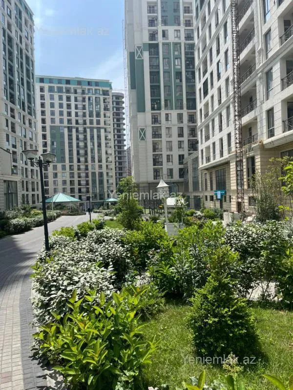 Satılır 4 otaqlı yeni tikili 117 m²