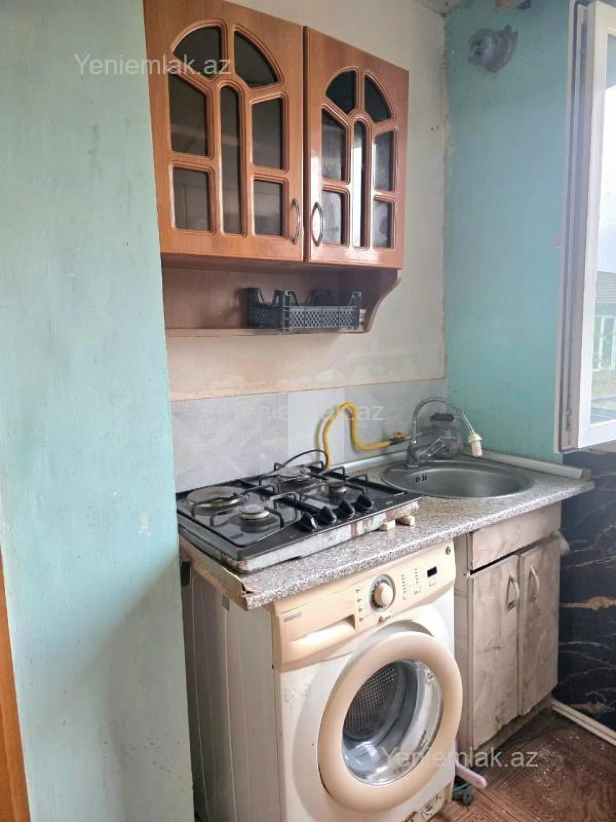 Satılır 1 otaqlı köhnə tikili 21 m²
