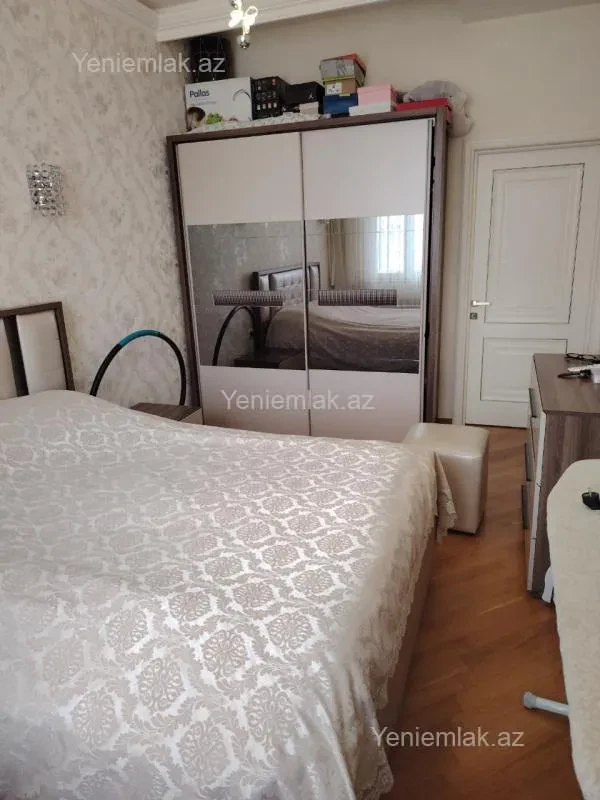 Satılır 2 otaqlı yeni tikili 70 m²