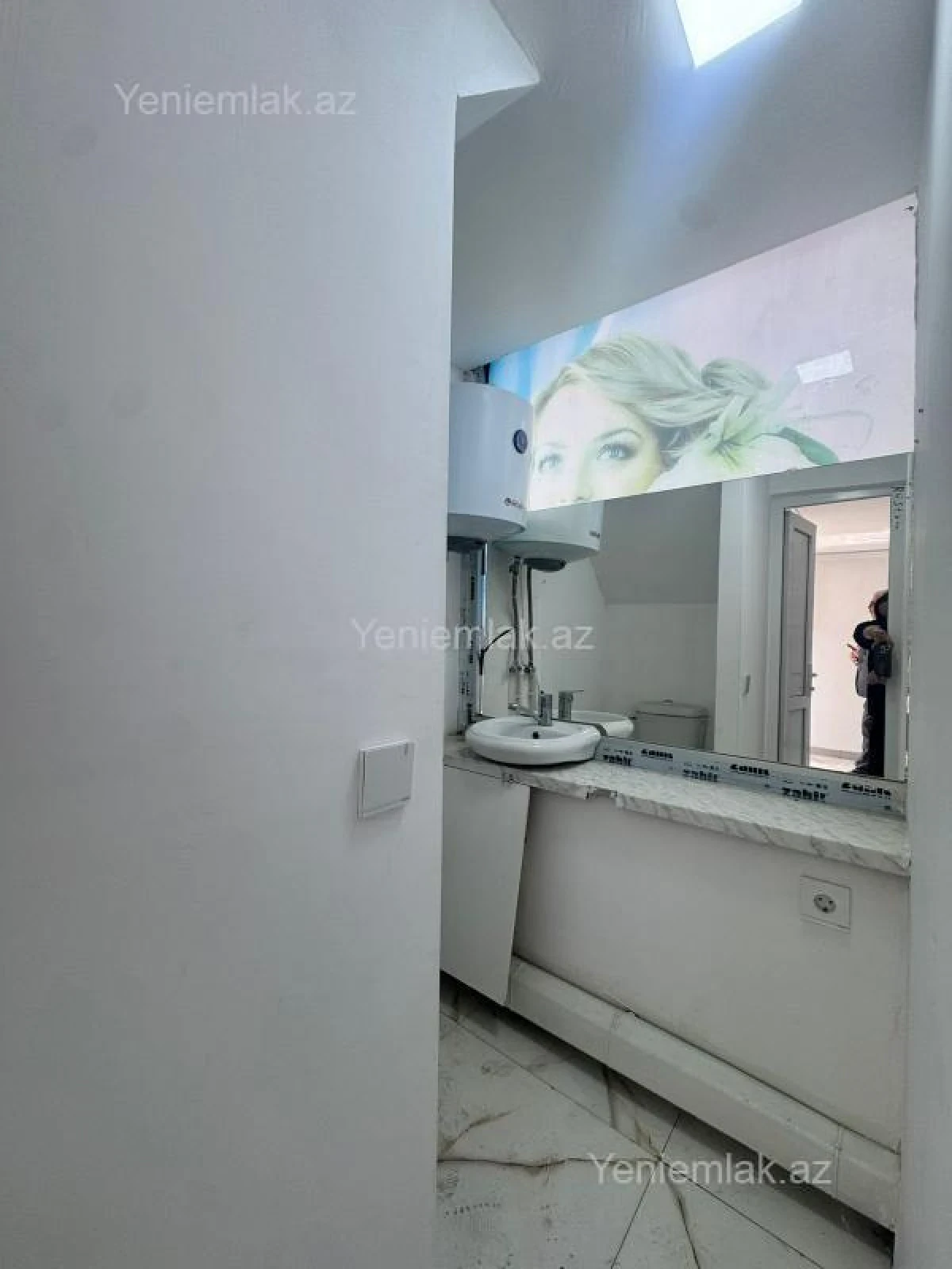 Satılır 4 otaqlı obyekt 65 m²