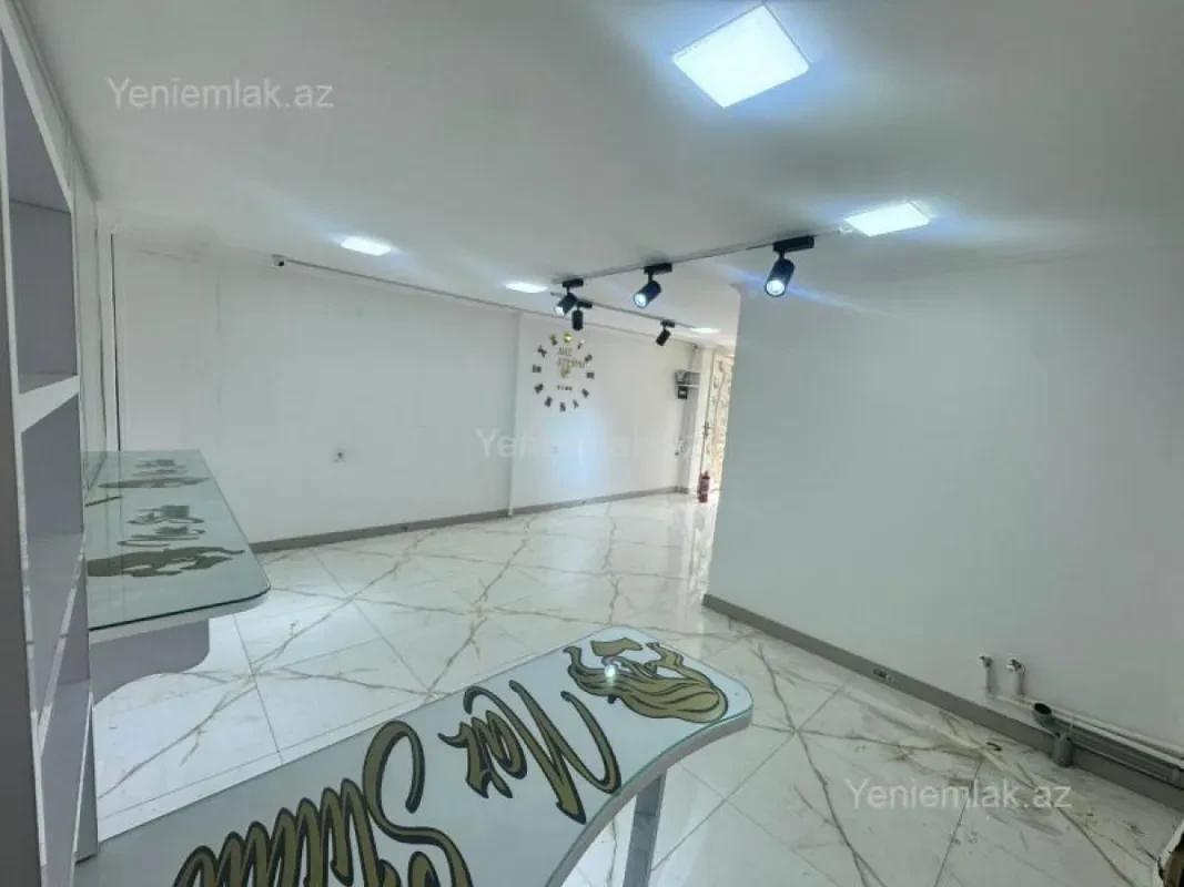 Satılır 4 otaqlı obyekt 65 m²