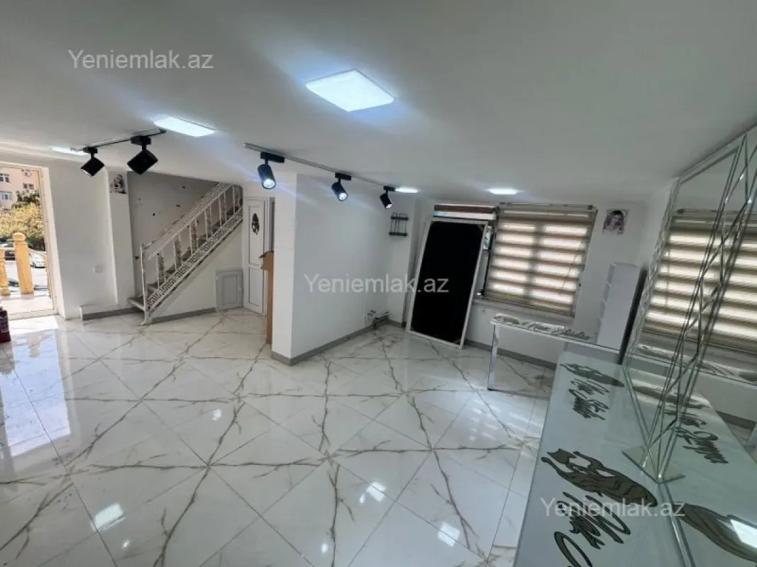 Satılır 4 otaqlı obyekt 65 m²