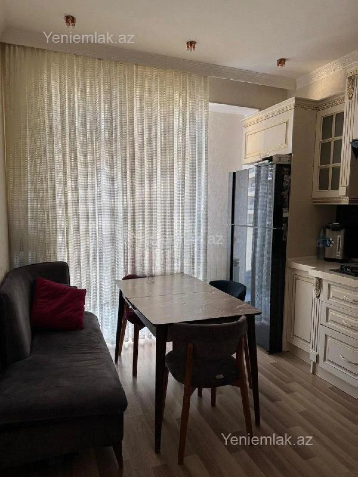 Satılır 2 otaqlı yeni tikili 100 m²