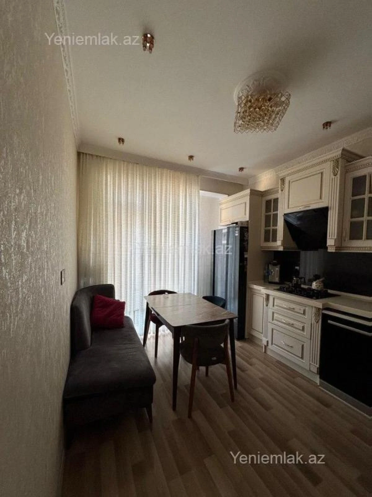 Satılır 2 otaqlı yeni tikili 100 m²