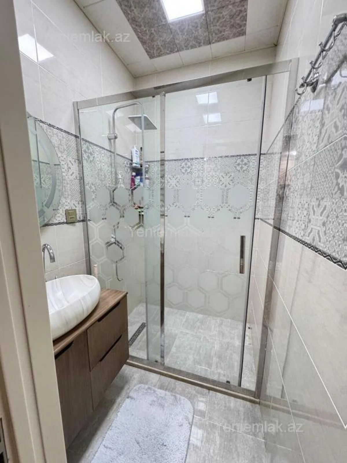 Satılır 2 otaqlı yeni tikili 100 m²