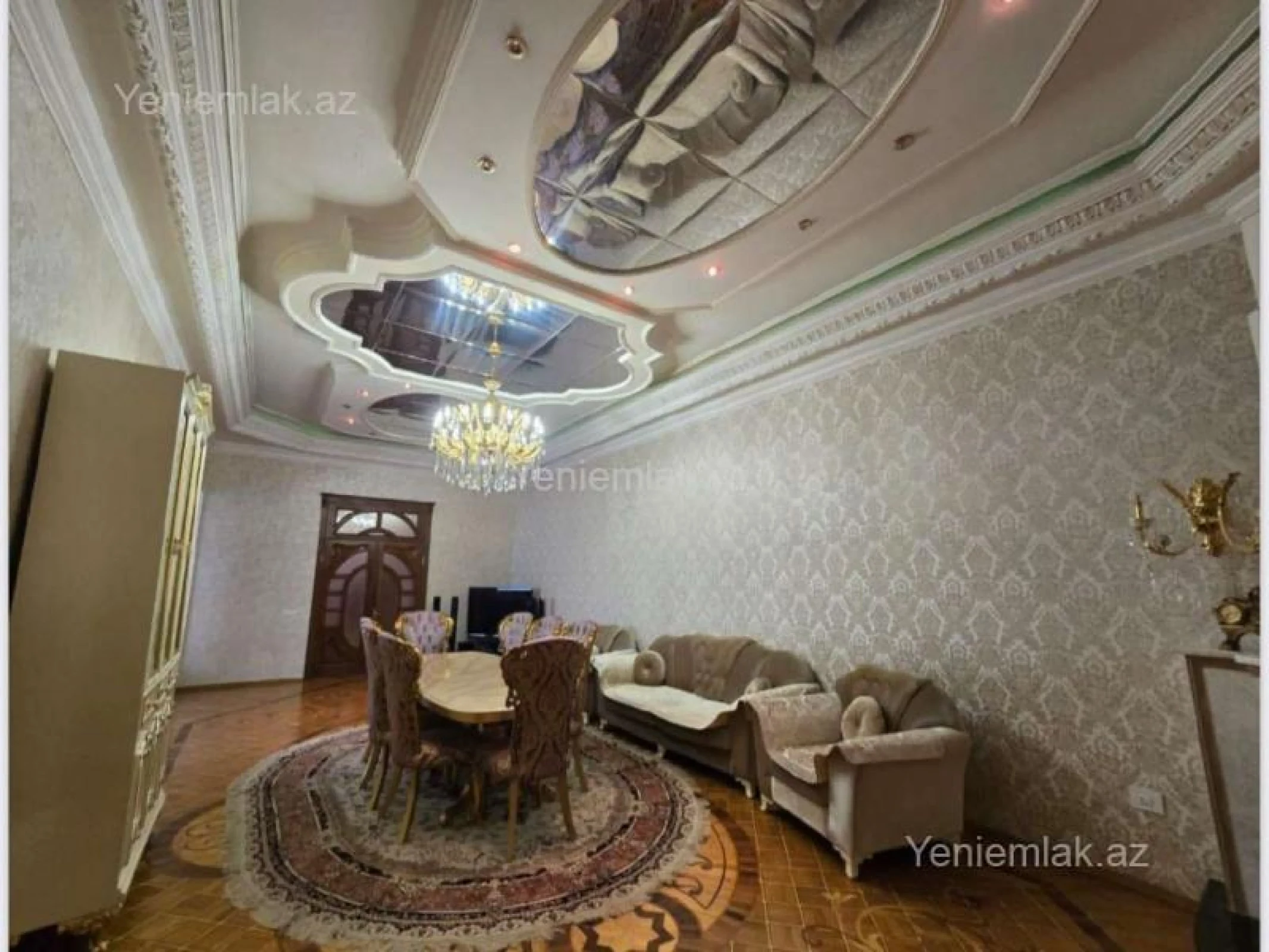 Satılır 12 otaqlı həyət evi 960 m²