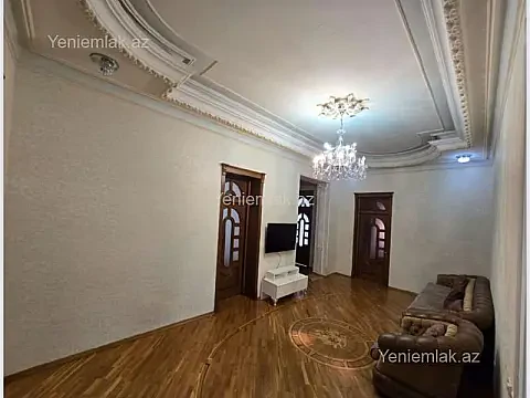 Satılır 12 otaqlı həyət evi 960 m²