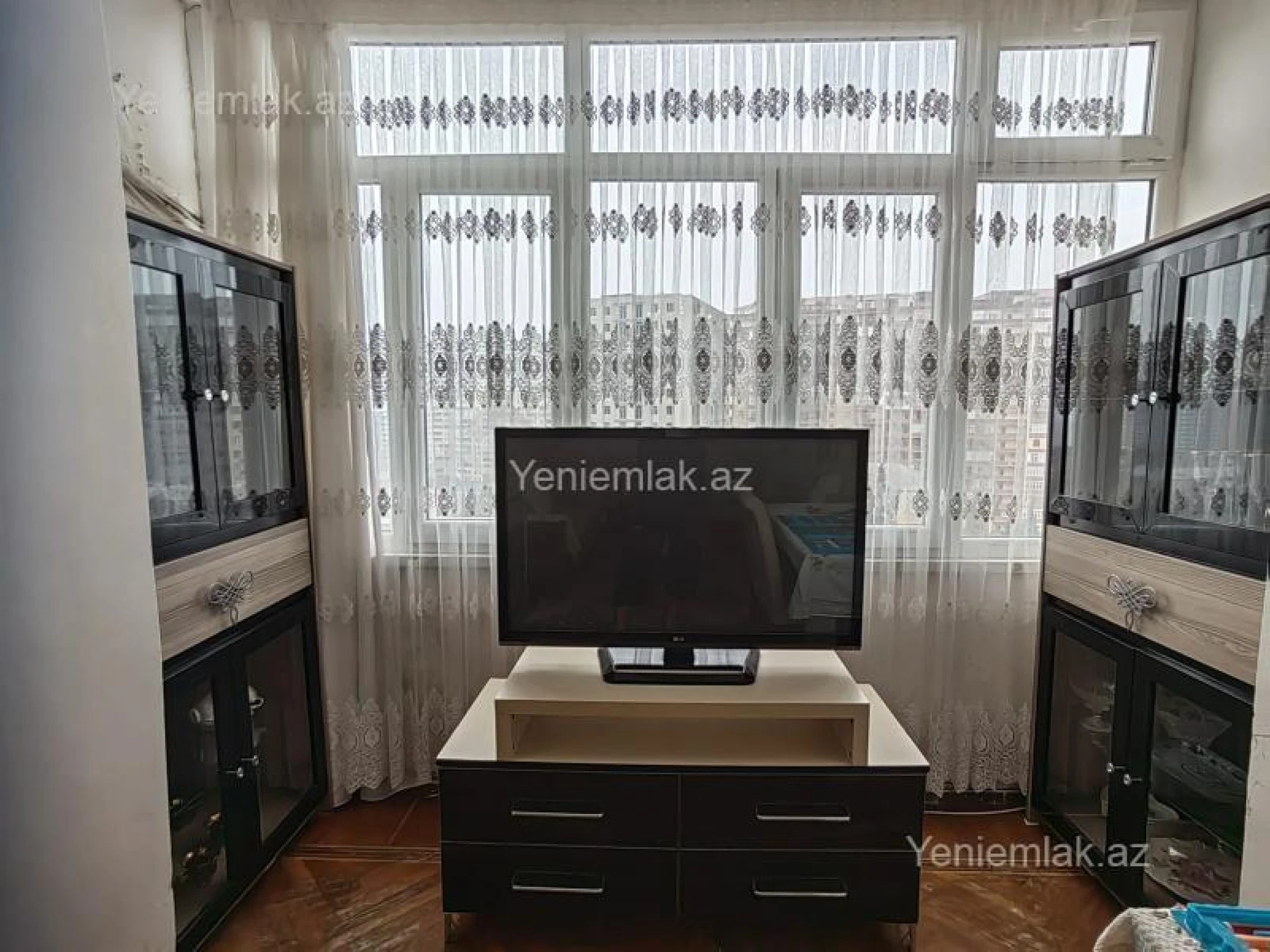 Satılır 3 otaqlı köhnə tikili 85 m²