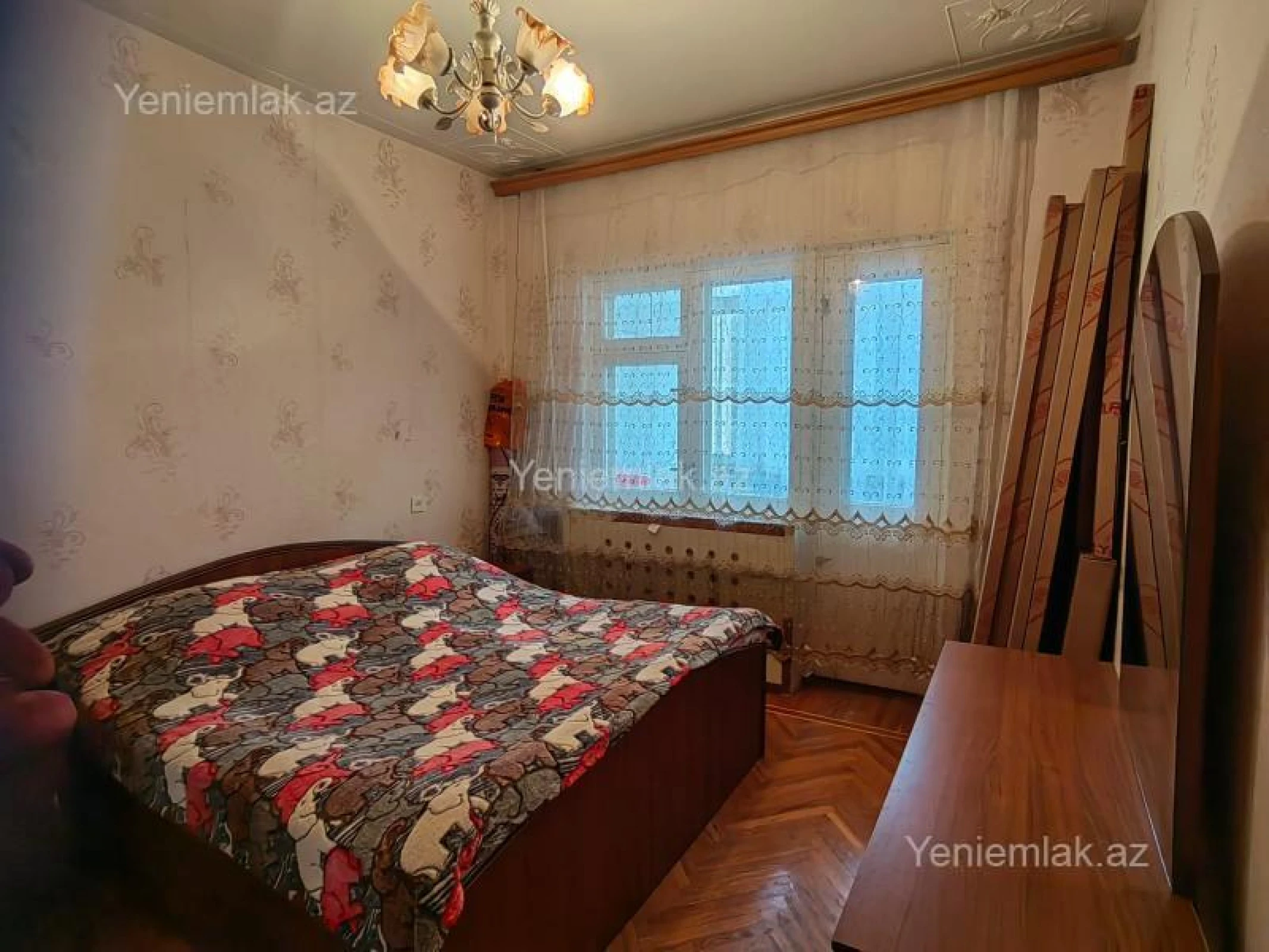 Satılır 3 otaqlı köhnə tikili 85 m²