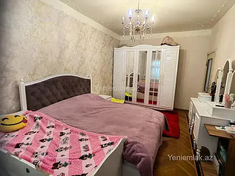 Satılır 3 otaqlı köhnə tikili 85 m²