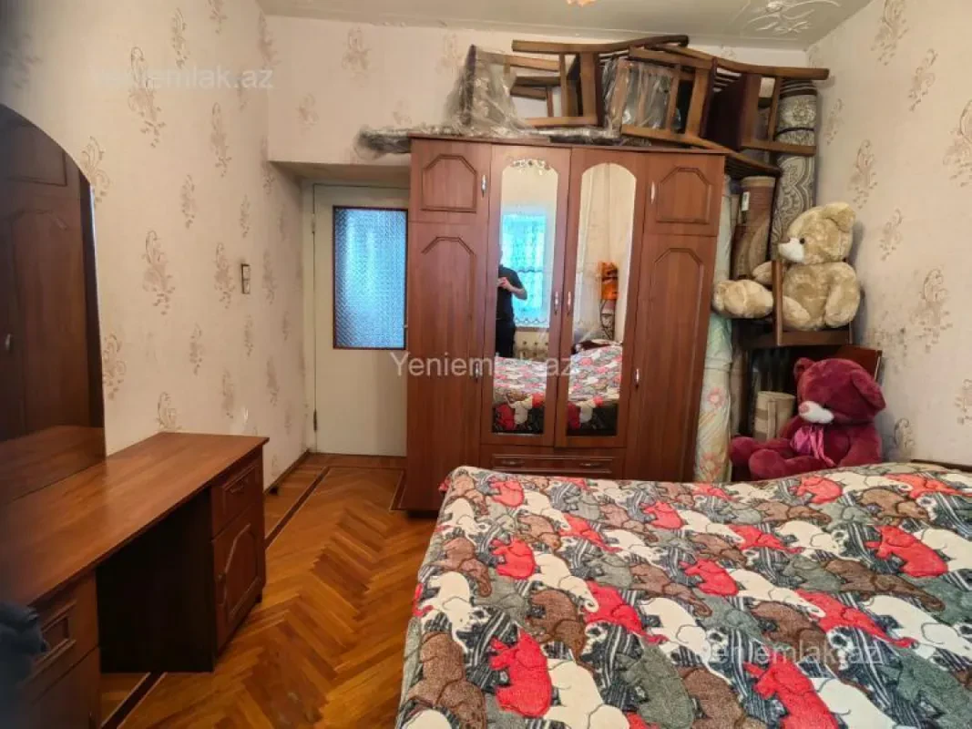 Satılır 3 otaqlı köhnə tikili 85 m²
