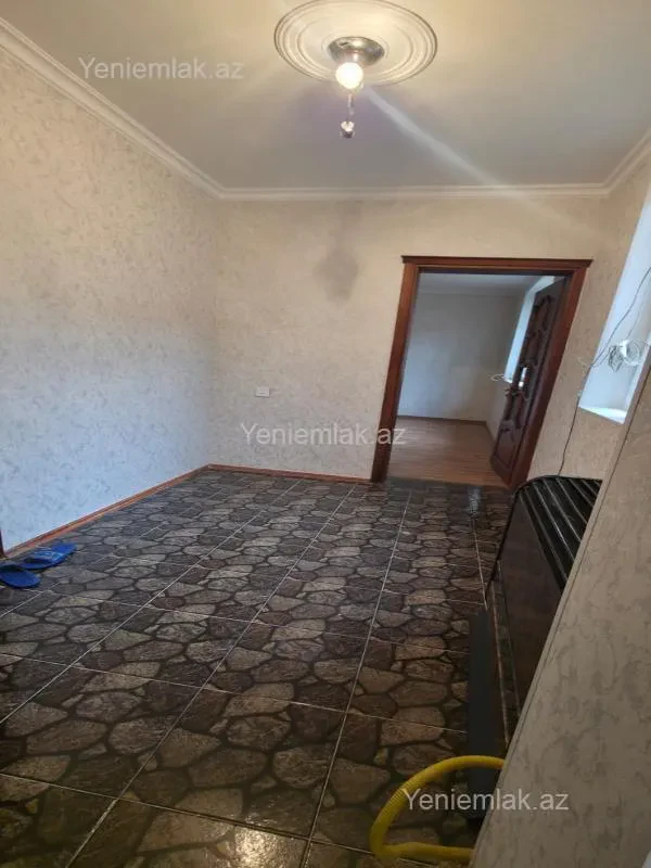 Satılır 3 otaqlı həyət evi 75 m²