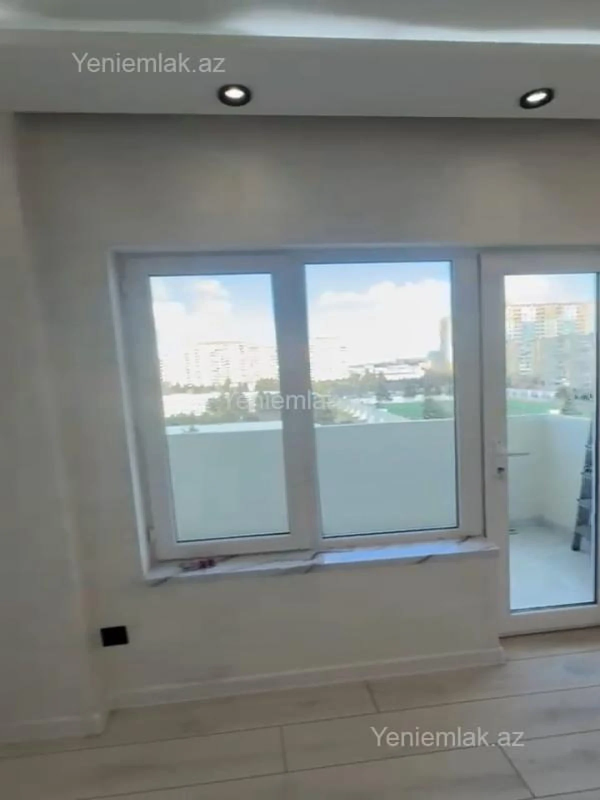 Satılır 2 otaqlı köhnə tikili 47 m²