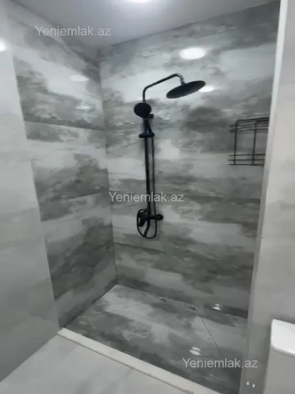 Satılır 2 otaqlı köhnə tikili 47 m²