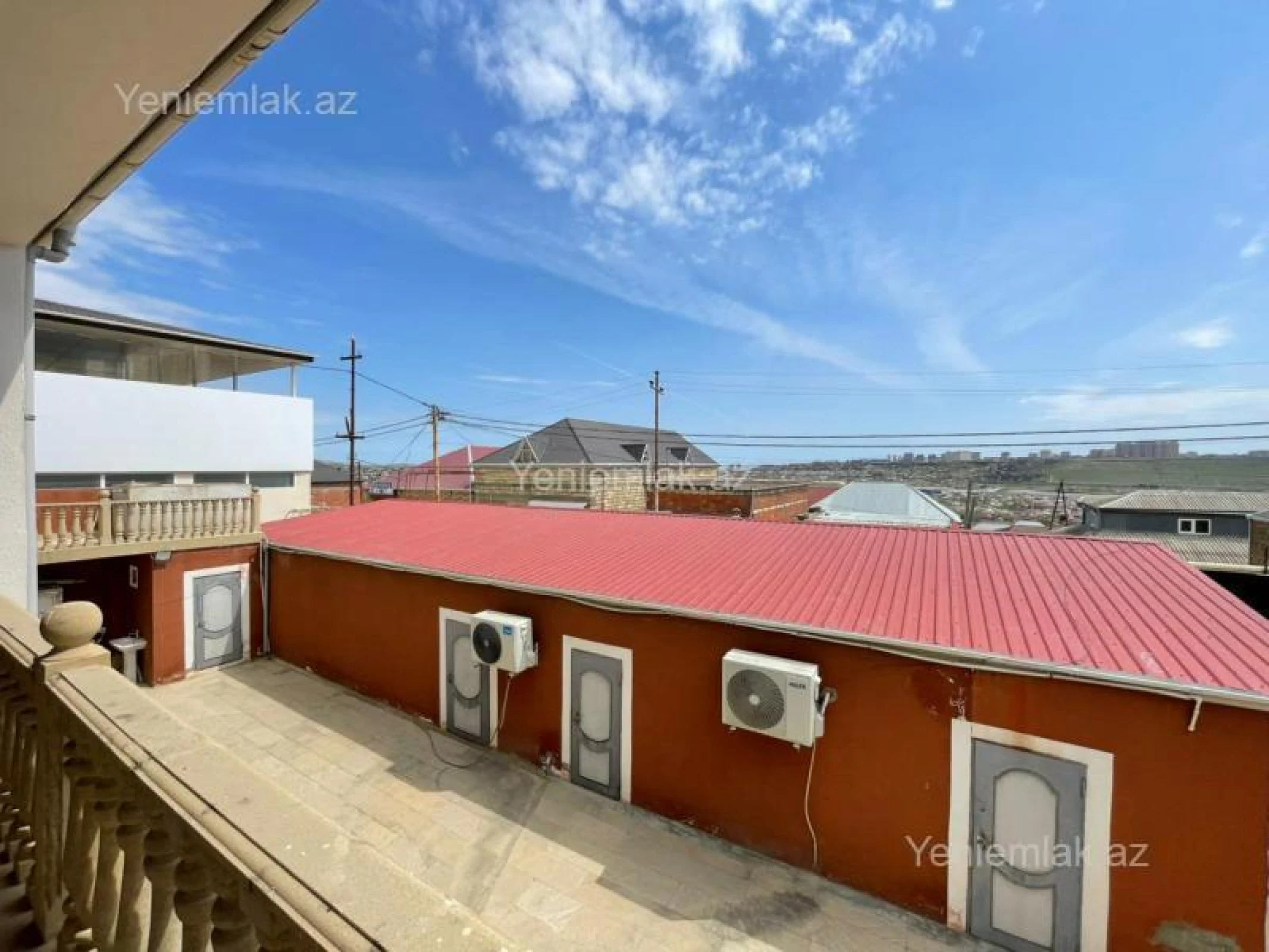 Satılır 7 otaqlı həyət evi 355 m²