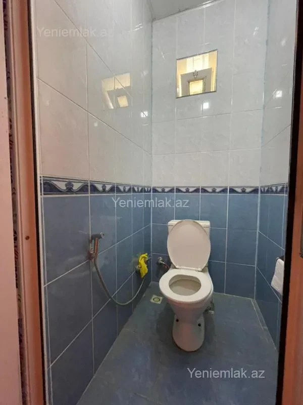 Satılır 7 otaqlı həyət evi 355 m²