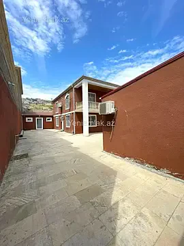 Satılır 7 otaqlı həyət evi 355 m²