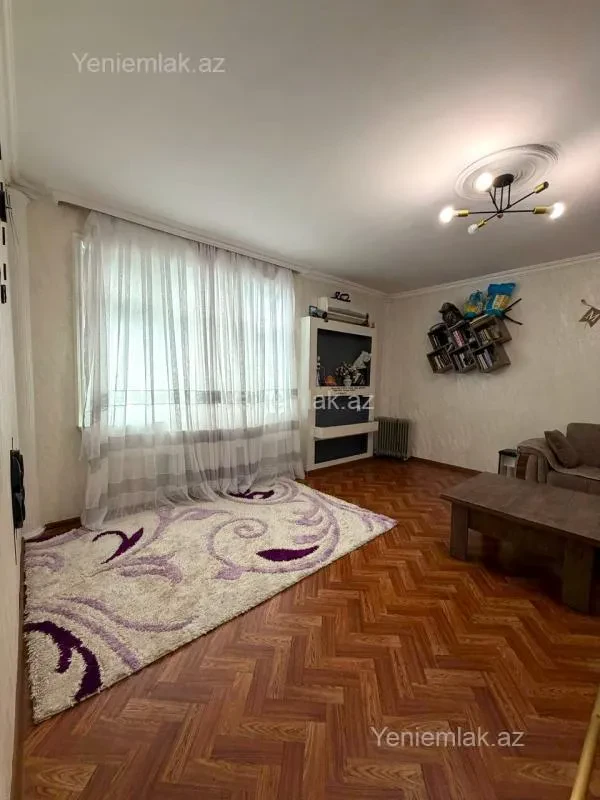 Satılır 3 otaqlı köhnə tikili 78 m²