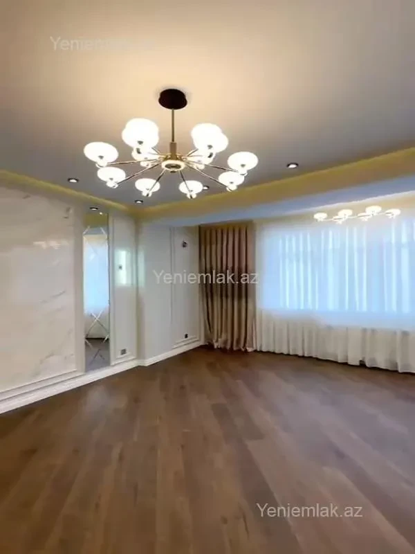 Satılır 3 otaqlı yeni tikili 120 m²